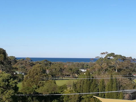 Castle Stay At Lakes Entrance - Foster Accommodation 1