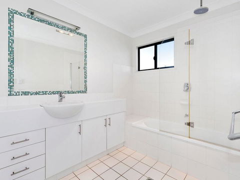 Casuarina Escape - Foster Accommodation 1