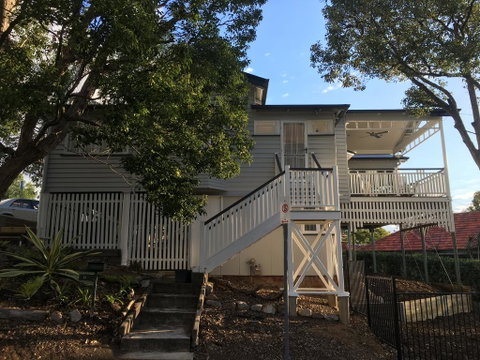 Central Cottage - Foster Accommodation 2