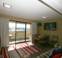 Central Park 10/1 Snowy River Avenue - Foster Accommodation