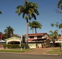 Central Park Motel - Foster Accommodation