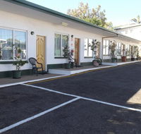 Central Point Motel - Foster Accommodation