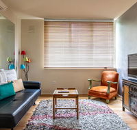 Charming 1 Bedroom In Vibrant South Yarra - Foster Accommodation