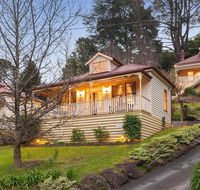 Charnwood Cottages in Warburton - Foster Accommodation