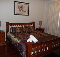 City Getaway 3 Bedroom Adelaide's East End - Foster Accommodation