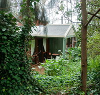 Clarendon Chalets - Foster Accommodation