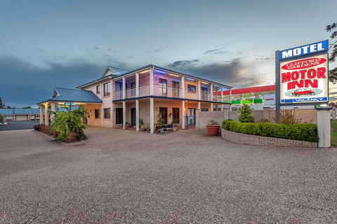 Clifford Gardens Motor Inn - Foster Accommodation 0