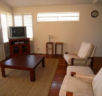 Clovelly Beach Townhouse - Foster Accommodation