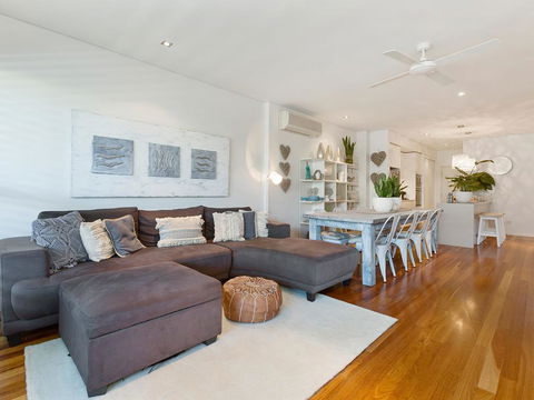 COASTAL CHIC @ CASUARINA - Foster Accommodation 3