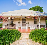 Cockfighters Ghost Vineyard Accommodation - Foster Accommodation