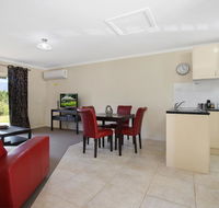 Colonial Inn Guest Rooms - Foster Accommodation