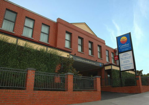 Comfort Inn & Suites City Views - Foster Accommodation 0