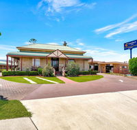 Comfort Inn Warwick - Foster Accommodation