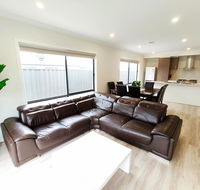 Comfortable 4BR 2Bath House Tarneit Melbourne - Foster Accommodation