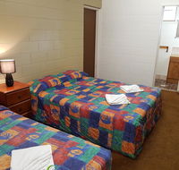 Commercial Hotel - Foster Accommodation