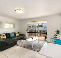 Contemporary 2 Bedroom Beachfront Apartment - Foster Accommodation