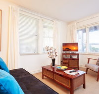 Convenient Studio With Lovely Courtyard - Foster Accommodation