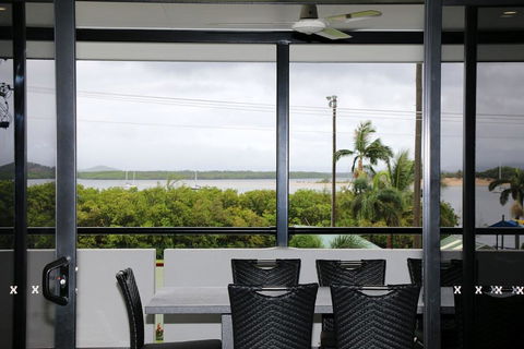 Cooktown Harbour View Luxury Apartments - Foster Accommodation 2