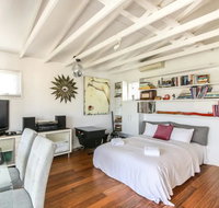 Cool Architect-Designed Studio Close To CBD - Foster Accommodation