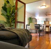 Cool Green Queenslander - Noosaville - Foster Accommodation