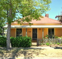 Cooma Cottage - Foster Accommodation