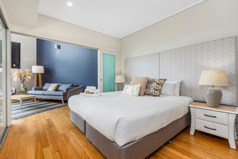 Corporate Boardies @ Bells Boulevard - Foster Accommodation 1