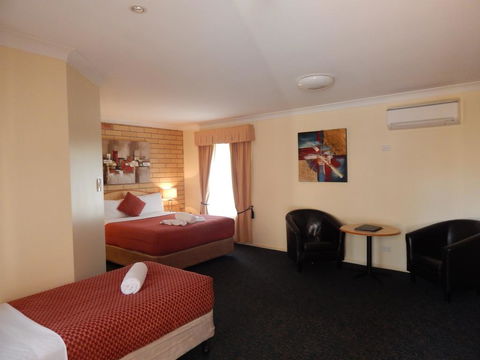 Cotswold Motor Inn - Foster Accommodation 0