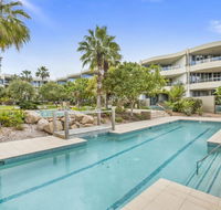 COTTON BEACH APARTMENT 33 WITH POOL VIEWS - Foster Accommodation