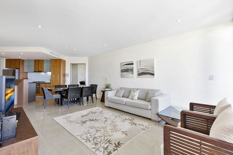 COTTON BEACH SUITE 108 - Foster Accommodation 1