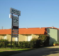 Country Capital Motel - Foster Accommodation