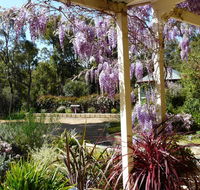 Country Charm Retreat BB - Foster Accommodation