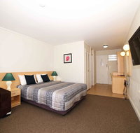 Country Gardens Motel - Foster Accommodation
