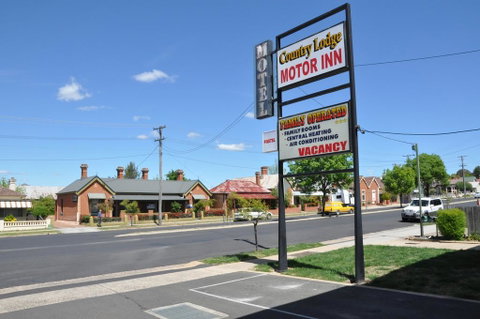 Country Lodge Motor Inn - Foster Accommodation 0
