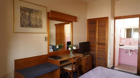 Country Motor Inn - Foster Accommodation 2
