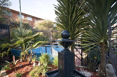 Country Plaza Motel - Foster Accommodation 2