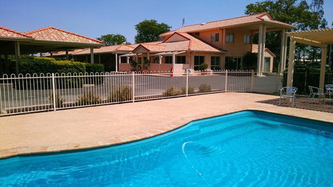 Country Roads Motor Inn - Foster Accommodation 0