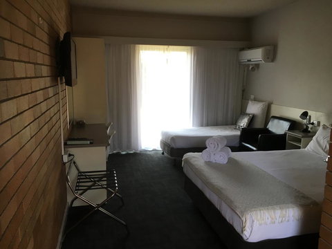 Court Street Motel - Foster Accommodation 2