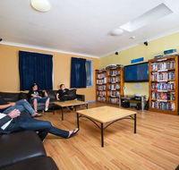 Cronulla Beach Backpackers - Foster Accommodation