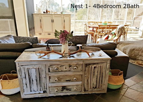 Crowes Nest Apartments - Foster Accommodation 1