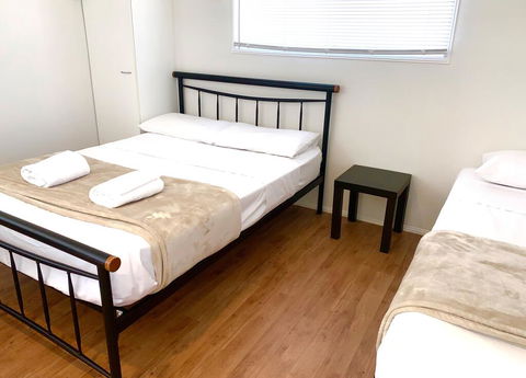 Crows Nest Tourist Park - Foster Accommodation 2
