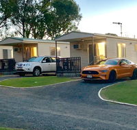 Crows Nest Tourist Park - Foster Accommodation
