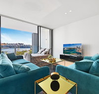 Darling Harbour Waterfront Luxury Apartment - Foster Accommodation