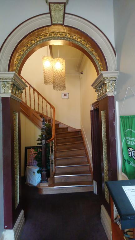 Delatite Hotel - Foster Accommodation 1