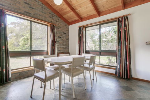 Deppelers - Foster Accommodation 2