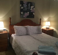 Desert Flower Cottages on Wolfram St - Foster Accommodation