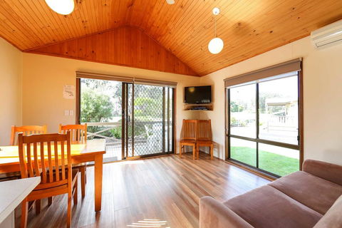 Discovery Parks - Eden - Foster Accommodation 3