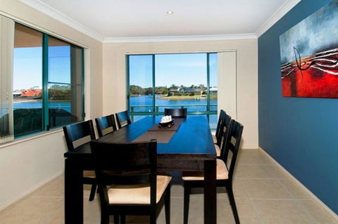 Dolphins 2 7 Commodore Crescent - Foster Accommodation 3