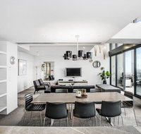 DreamHost at Dock 5 Sub-Penthouse - Foster Accommodation