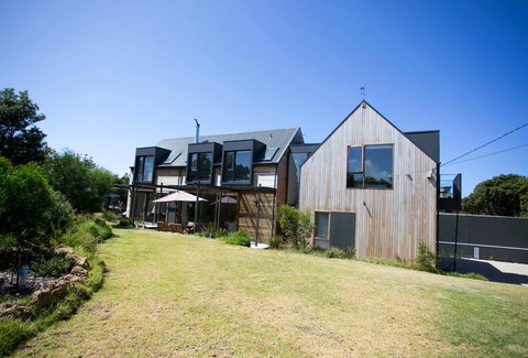 Dreamlands - Foster Accommodation 1