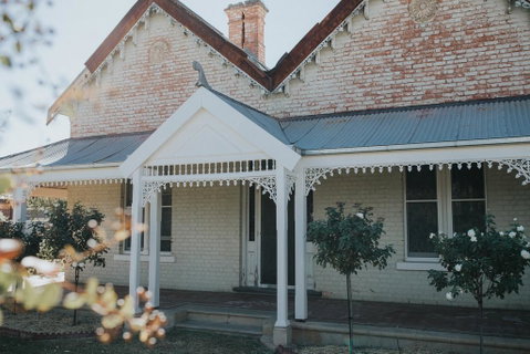 Dubuque Bed And Breakfast - Foster Accommodation 0
